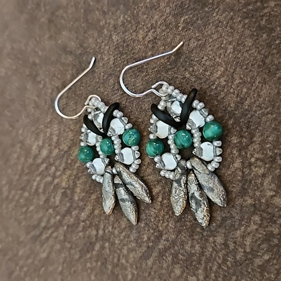 HANDMADE Czech Glass Malachite Dagger Bead Woven Dangle Hook Earrings - Picture 4 of 4